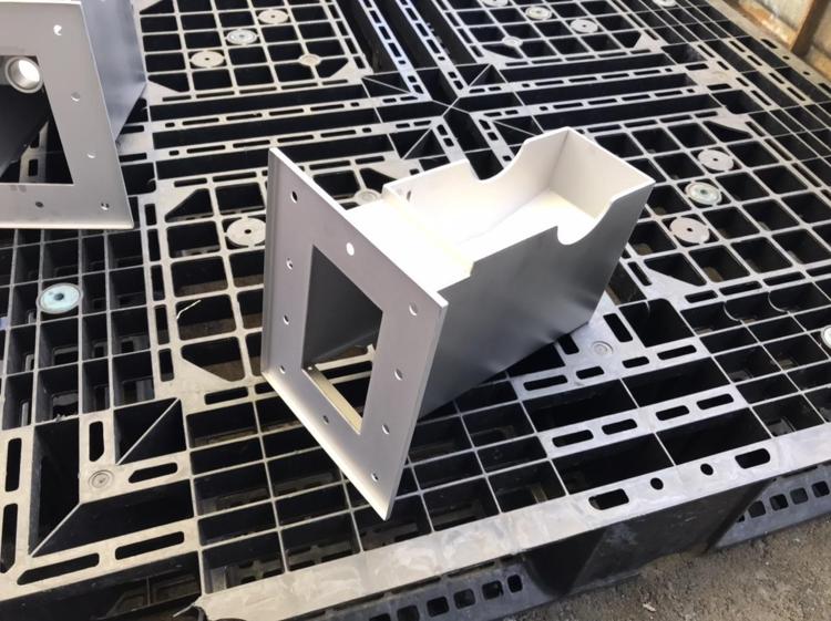 例：機構部品